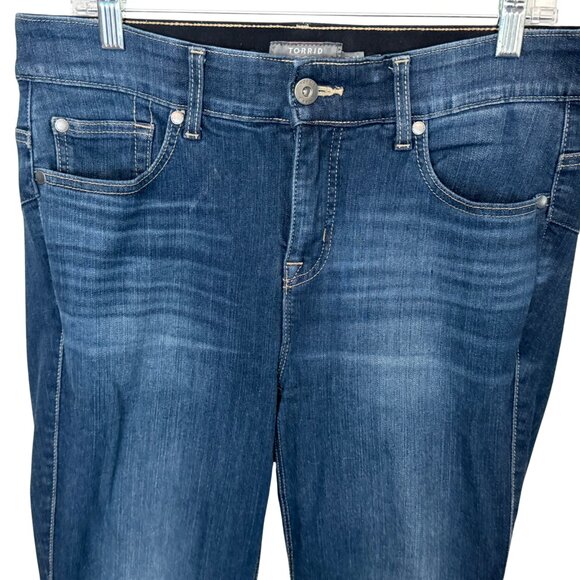 Torrid Bombshell Flare High-Rise Dark Wash Jeans - Size 10R - Picture 8 of 11